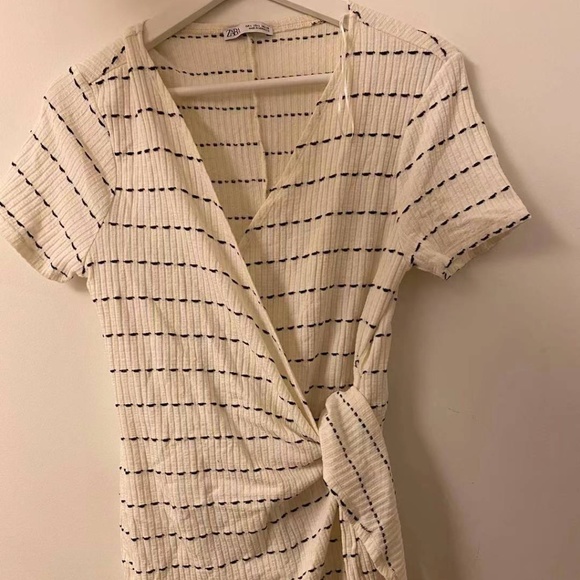 white dress - Picture 1 of 1